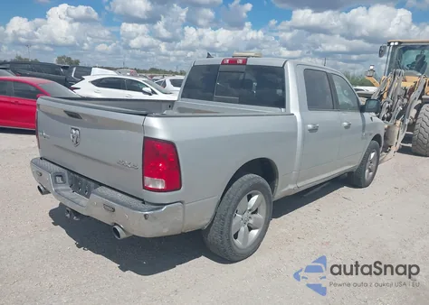 2016 Ram 1500 Lone Star z USA, uszkodzony, nr VIN 1C6RR7LT2GS139015